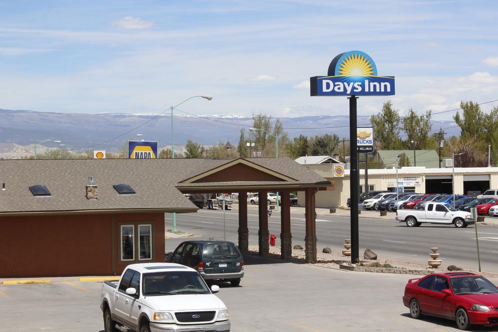 Days By Wyndham Co Hotel